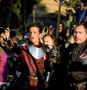 Fiestas del Escudo in Cieza: La  Invasión