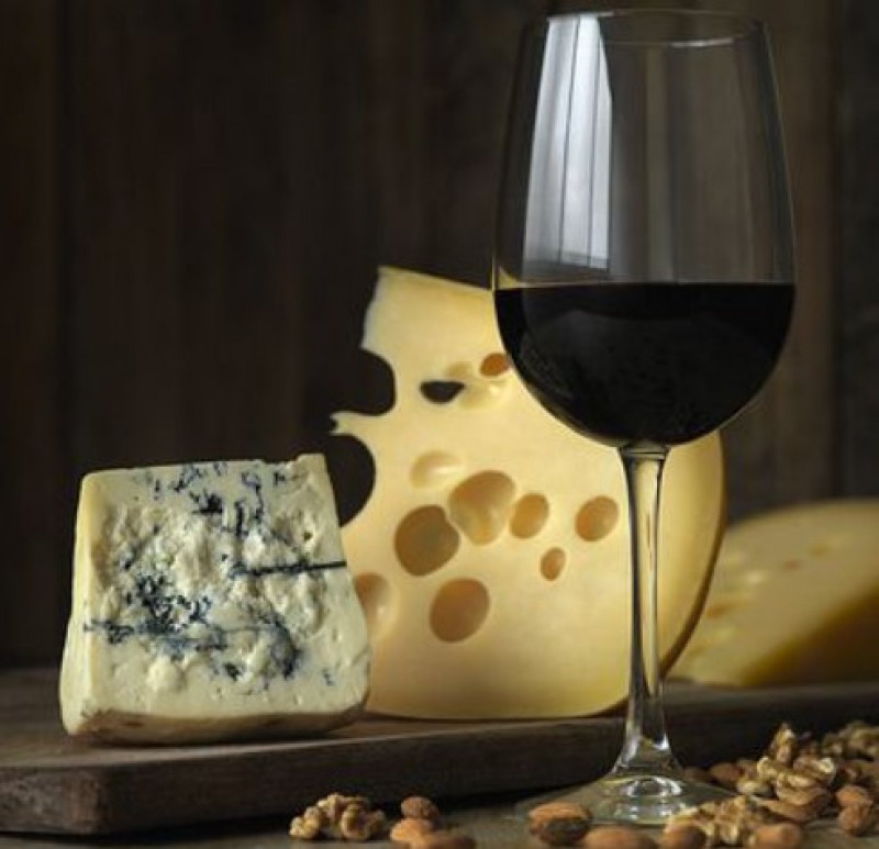 <span style='color:#780948'>ARCHIVED</span> - 19th October, cheese and wine tasting at the castle of Jumilla