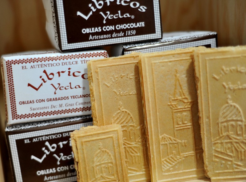 <span style='color:#780948'>ARCHIVED</span> - Saturday 26th October ENGLISH guided tour of central Yecla with tasting of Libricos