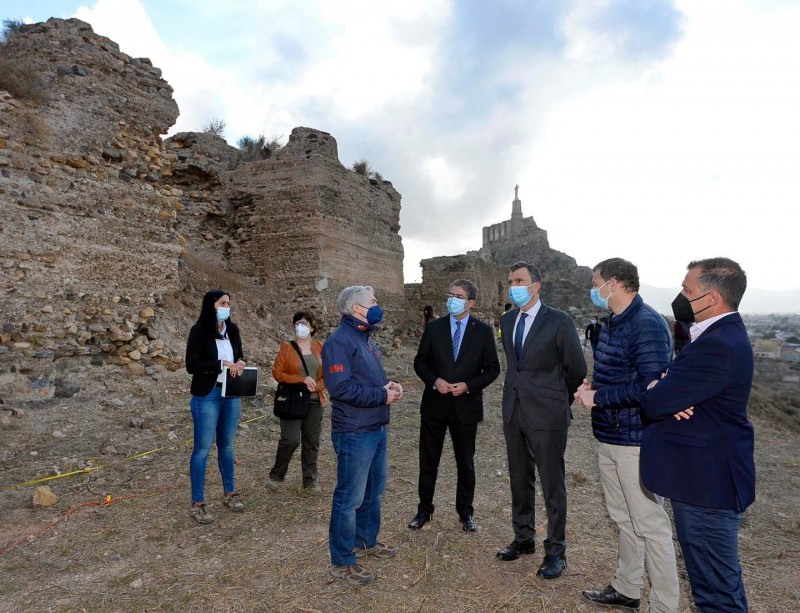 <span style='color:#780948'>ARCHIVED</span> - Preliminary work begins to restore the summer palace of the Wolf King in Monteagudo
