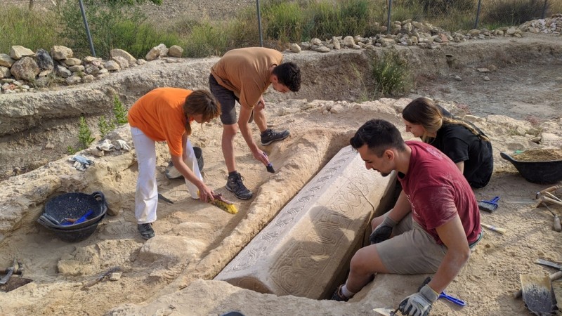 <span style='color:#780948'>ARCHIVED</span> - Spectacular Visigoth sarcophagus discovered in Mula Roman villa site