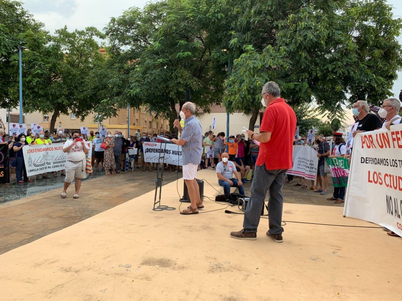 <span style='color:#780948'>ARCHIVED</span> - Protests in Aguilas over train line closure