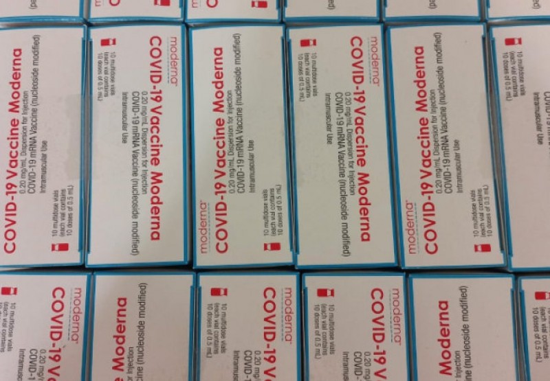 <span style='color:#780948'>ARCHIVED</span> - Almost two thirds of Spanish population fully vaccinated against Covid