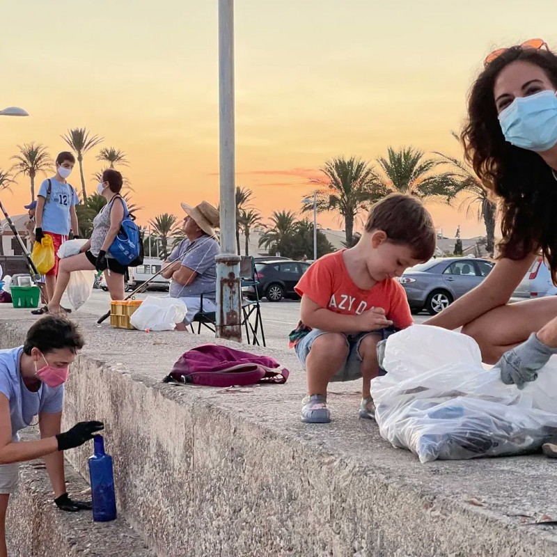 <span style='color:#780948'>ARCHIVED</span> - Life Salinas finds load of old rubbish in San Pedro del Pinatar