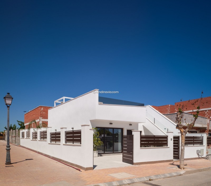 Spaindinavia Swedish family-run property sales and management Puerto de Mazarron Murcia
