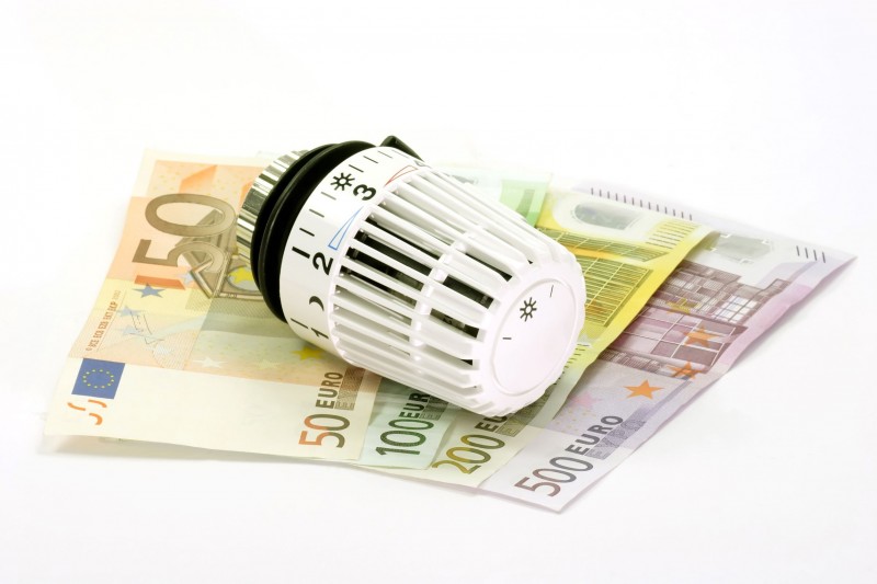 <span style='color:#780948'>ARCHIVED</span> - Central heating to be eliminated from homes in Spain