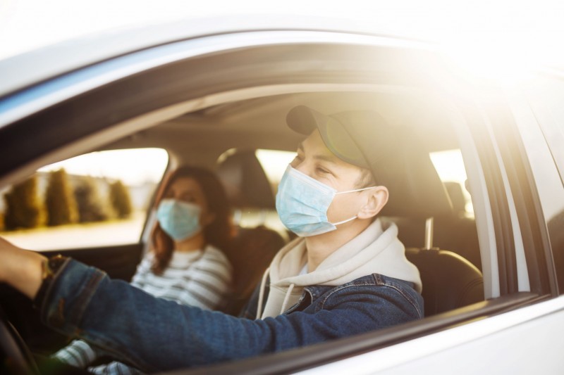 <span style='color:#780948'>ARCHIVED</span> - How many people can be in a car together under Covid rules?