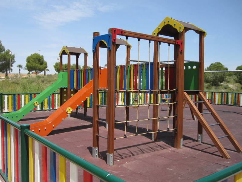 Childrens playground Camposol