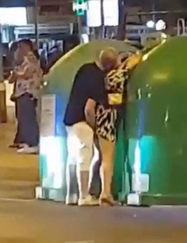 618px x 800px - Murcia Today - <span Style='color:#780948'>archived</span> - Video: Randy  Brit Tourists In Benidorm Have Sex In The Street As Onlookers Egg Them On