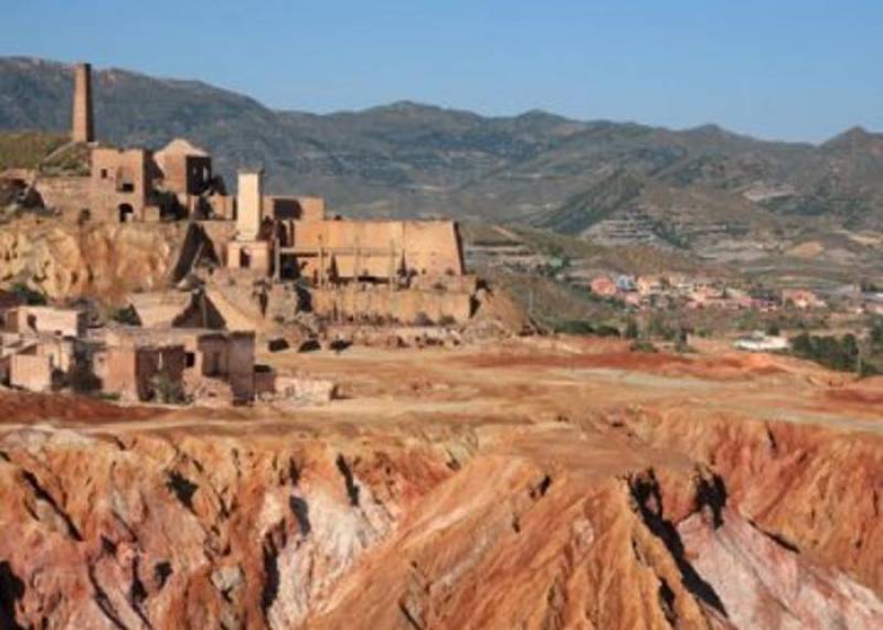 <span style='color:#780948'>ARCHIVED</span> - August 30 free guided tour of the old mines of Mazarron