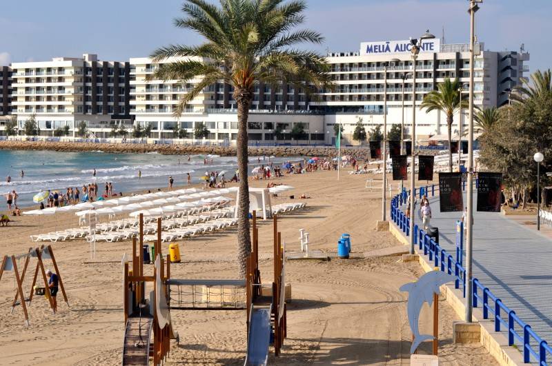 49-year-old drowns on El Postiguet beach, Alicante