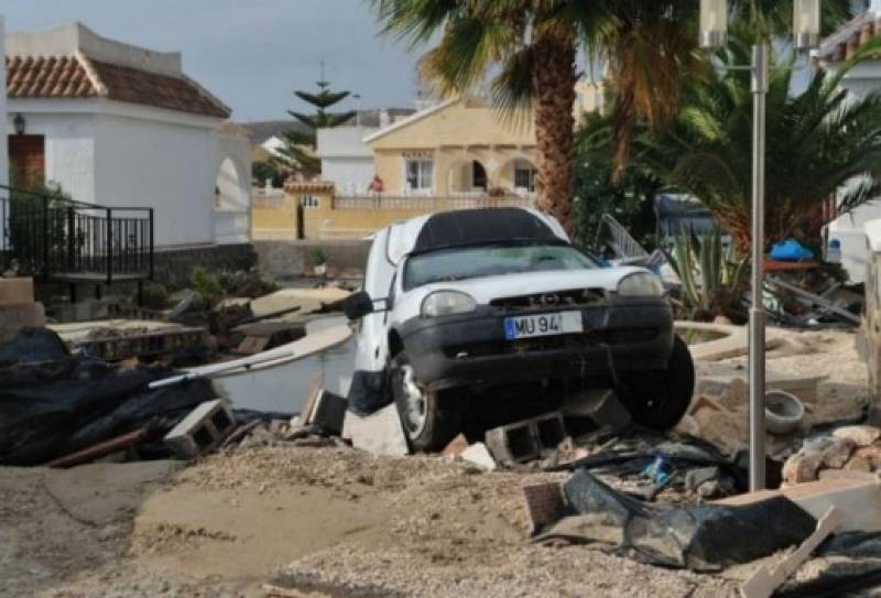 <span style='color:#780948'>ARCHIVED</span> - Camposol rambla issue tops the agenda at meeting between the CHS water authority and Mazarron Mayor