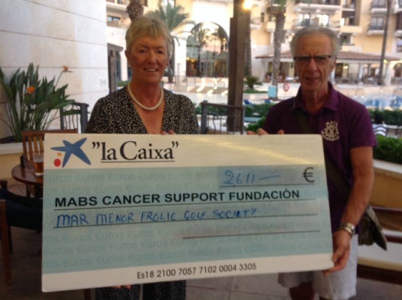 Mar Menor Frolic Golf Society donates over 2,500 euros to MABS San Javier
