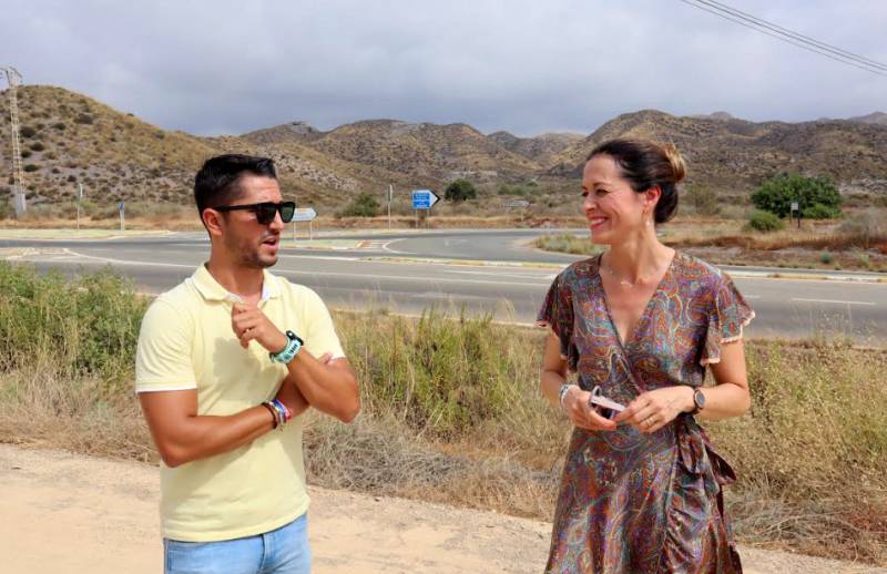 <span style='color:#780948'>ARCHIVED</span> - New roundabout imminent on the busy road between Aguilas and Calabardina