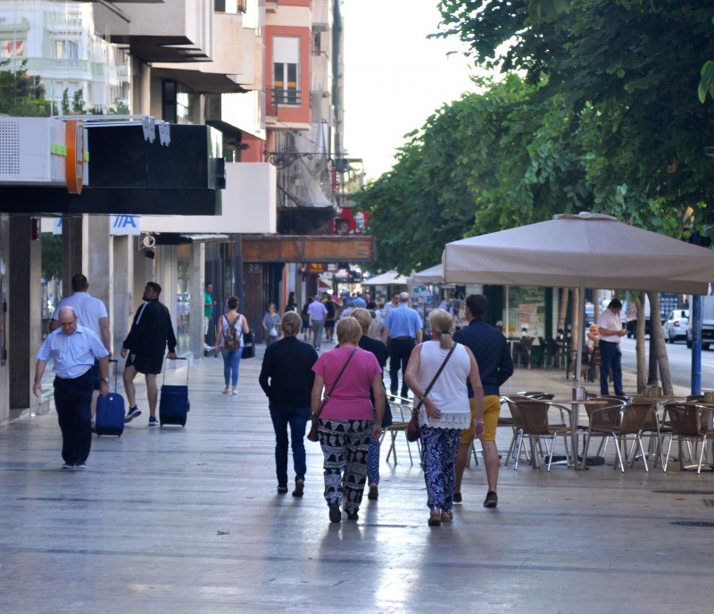 Rambla de Méndez Núñez in Alicante City