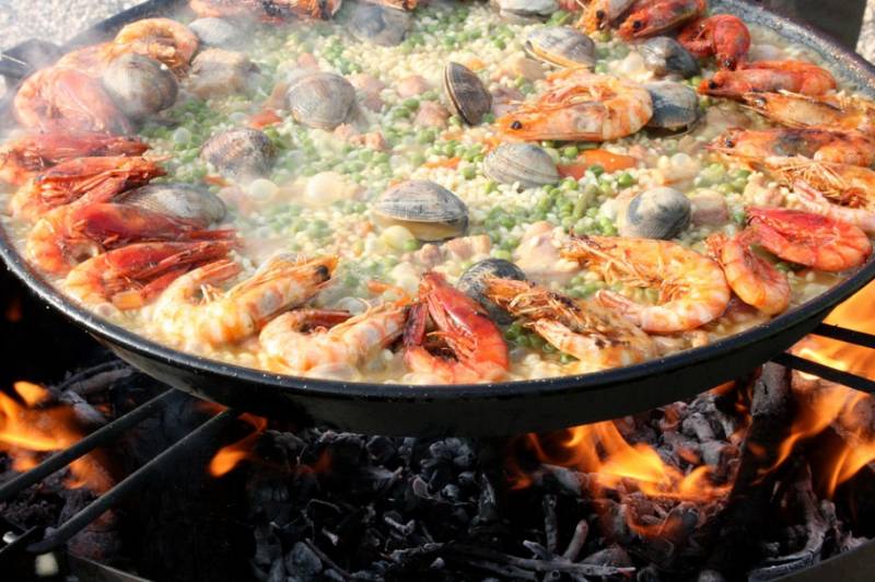 <span style='color:#780948'>ARCHIVED</span> - Spanish cuisine voted third best in the world