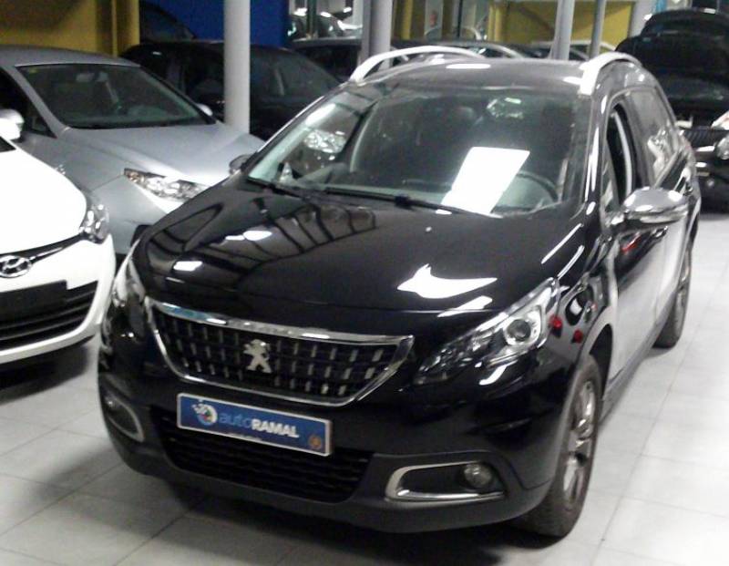 14,200 euros Peugeot Pure Tech 2008 Style for sale second hand in Murcia