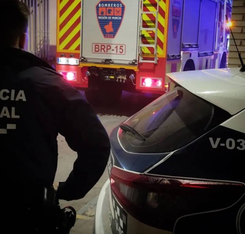 <span style='color:#780948'>ARCHIVED</span> - Three police cars wrecked in high-speed chase through Los Alcazares, Murcia