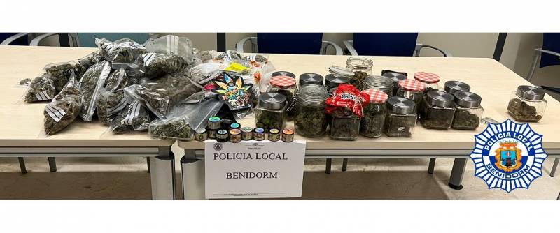 Irish woman is one of 4 arrested for running fake cannabis clubs in Benidorm