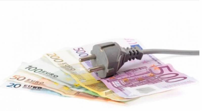 Spain to introduce new electricity tariff aimed at avoiding price spikes