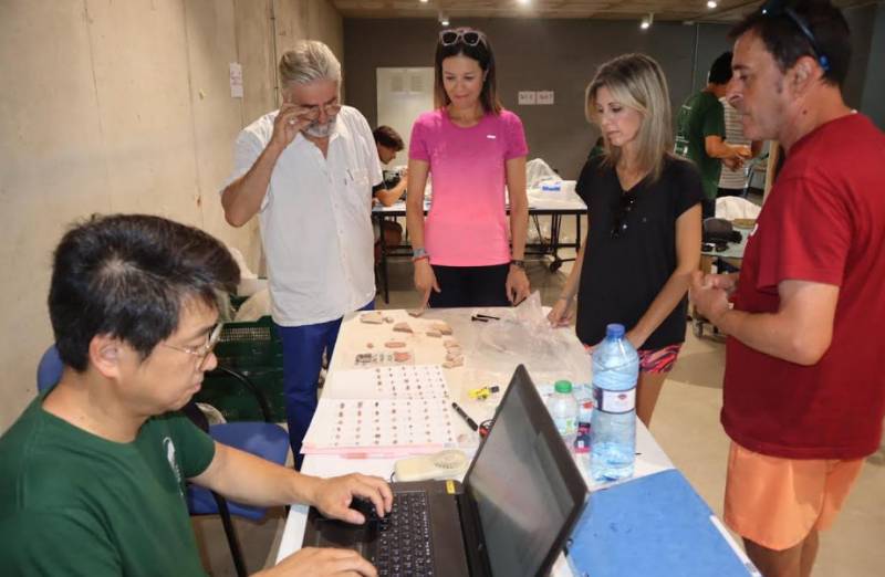 Archaeological dig on Isla del Fraile in Aguilas reveals Bronze Age occupation