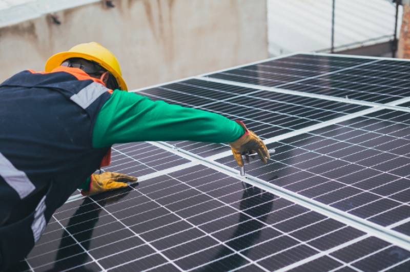 Aguilas offers 50 per cent tax discount for installing solar panels