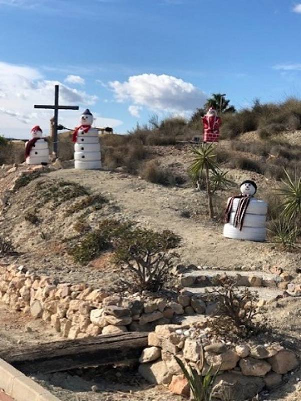 Snowman Family spotted on Camposol