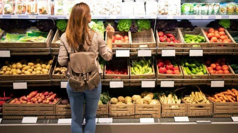 Spanish supermarkets in trouble again for failing to lower prices