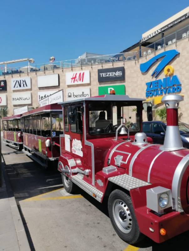 All aboard for summer fun as Orihuela Costa tourist train returns