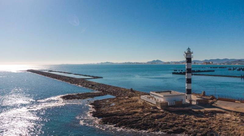 Follow the light: a tour of the lighthouses of the Costa Cálida!