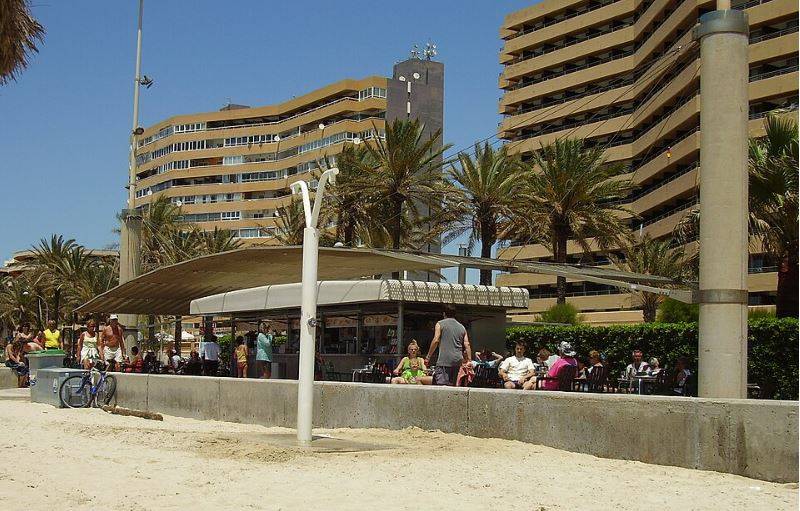 German tourist caught sneaking into Spanish hotel rooms to fondle guests