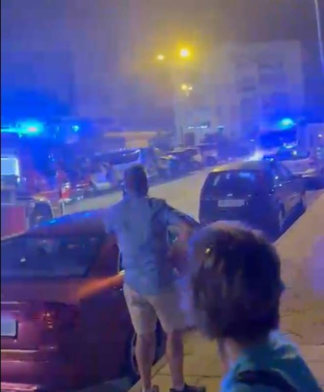 Orihuela Costa apartment block evacuated following midnight blaze in underground car park