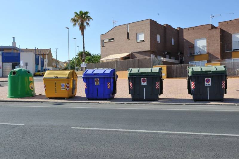 Vélez-Málaga residents rally against controversial new rubbish charge
