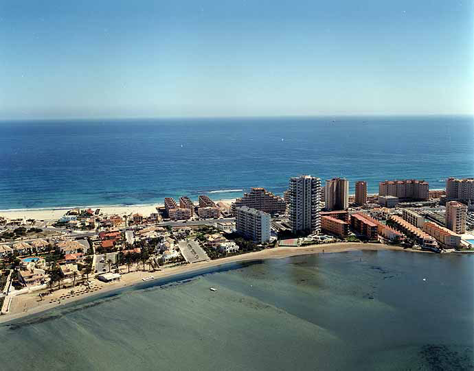 Cartagena beaches: Playa Cavanna in La Manga del Mar Menor