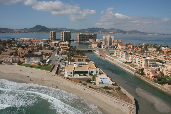 Cartagena beaches: Playa del Barco Perdido (Zeus) La Manga del Mar Menor