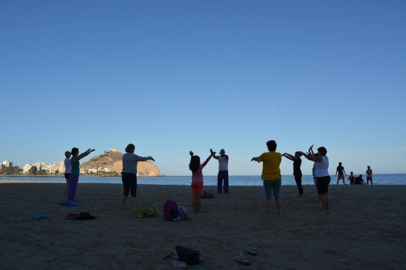 Murcia Today - Tai Chi And Yoga On The Beach In Águilas Every Day During  August