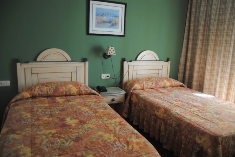 Accommodation in Alhama de Murcia, Hotel Los Bartolos 